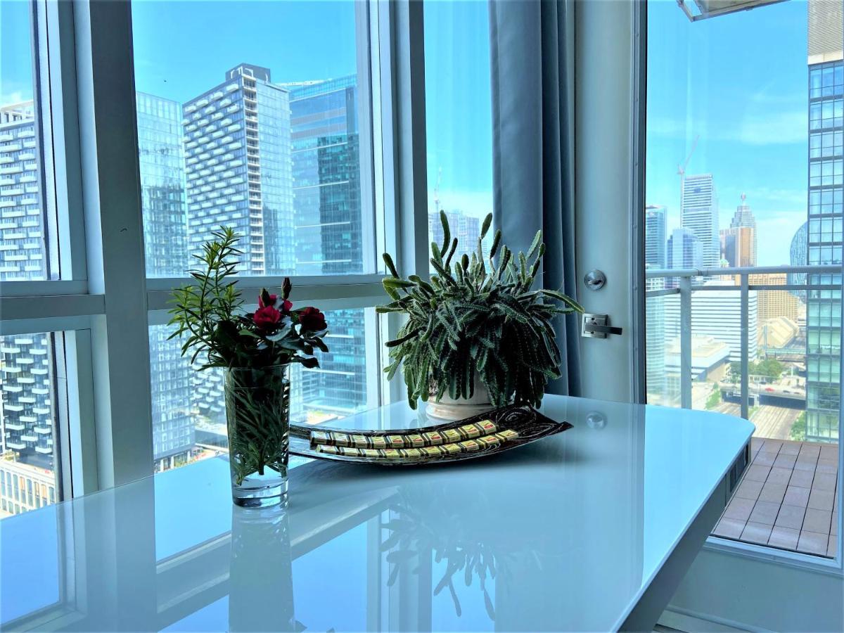 Tvhr - Luxury Condos In Heart Of Downtown Toronto Kültér fotó