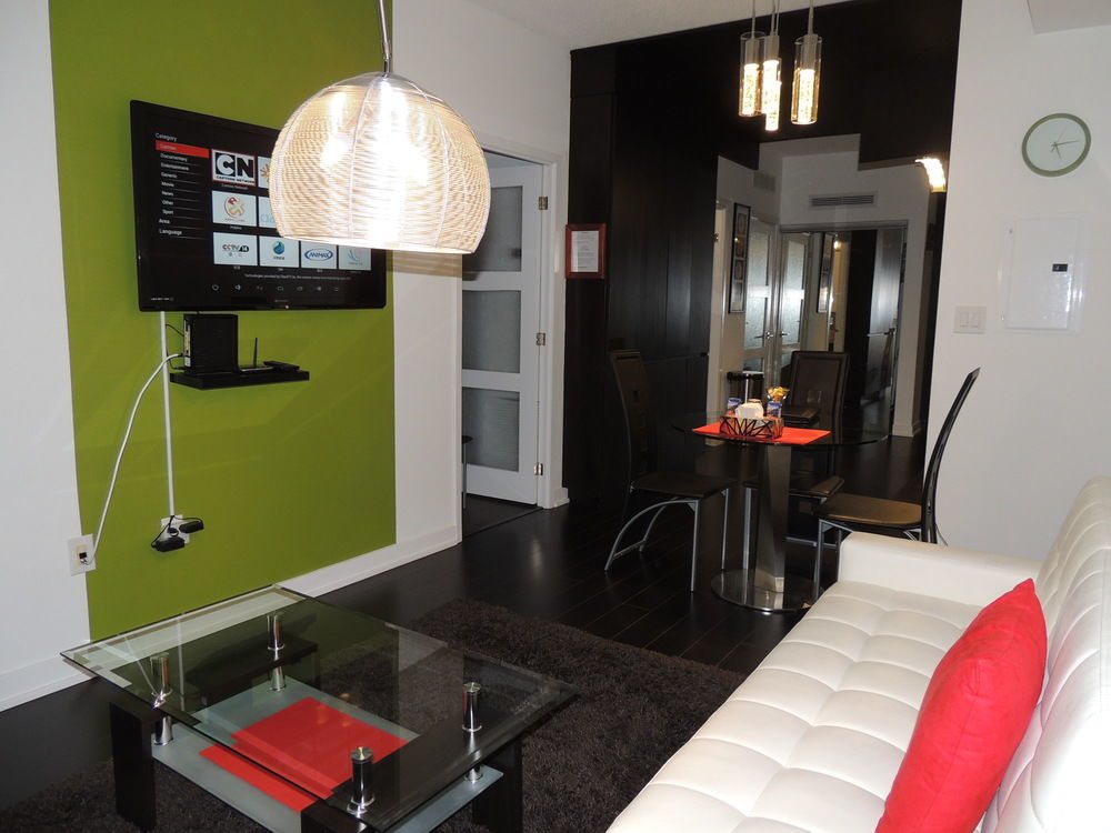 Tvhr - Luxury Condos In Heart Of Downtown Toronto Kültér fotó