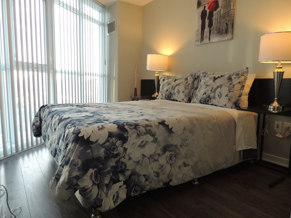 Tvhr - Luxury Condos In Heart Of Downtown Toronto Kültér fotó