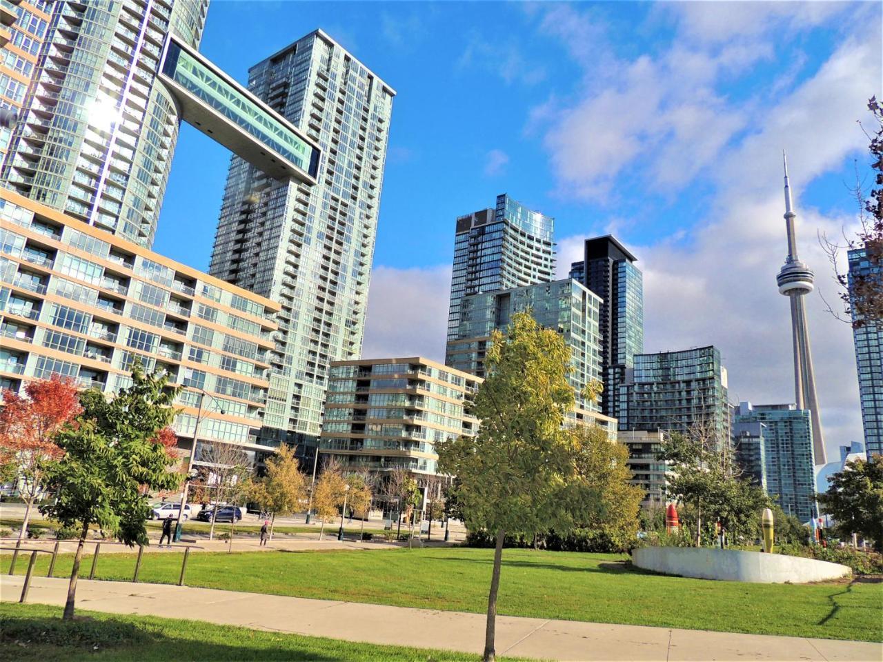 Tvhr - Luxury Condos In Heart Of Downtown Toronto Kültér fotó