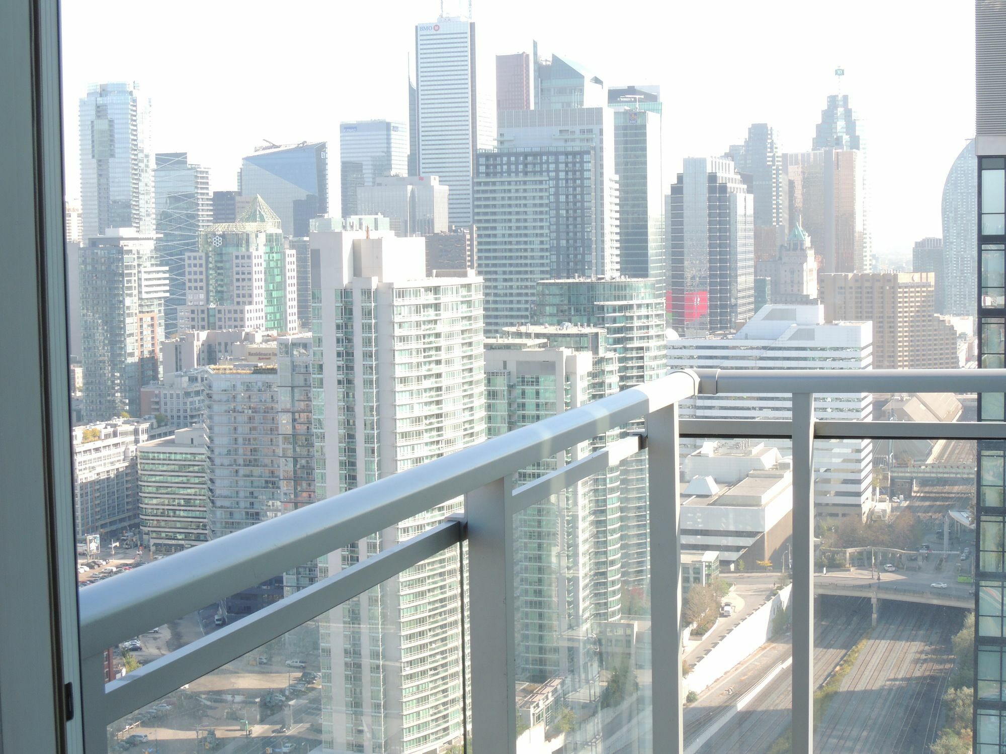 Tvhr - Luxury Condos In Heart Of Downtown Toronto Kültér fotó